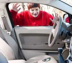 Safe Key Store Kansas City, MO 816-826-3123 - 19-Locked-keys-In-car