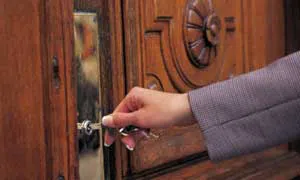Safe Key Store Kansas City, MO 816-826-3123 - 7-Door-Unlock